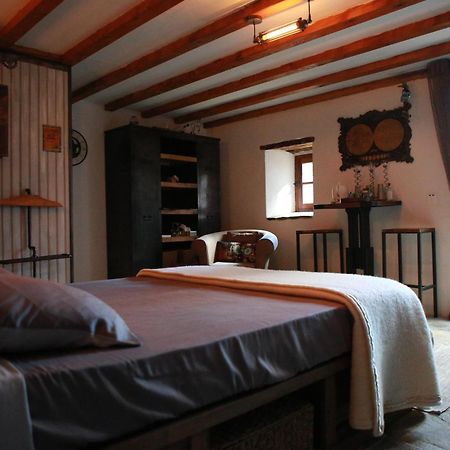 Chambre Steampunk Jules Vernes Bosbonparent Exteriér fotografie