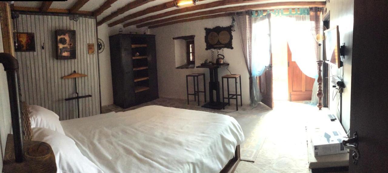 Chambre Steampunk Jules Vernes Bosbonparent Exteriér fotografie